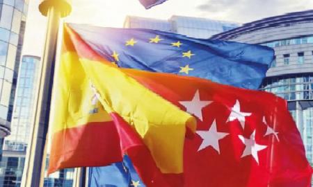 Banderas de España, Comunidad de Madrid y Unión Europea